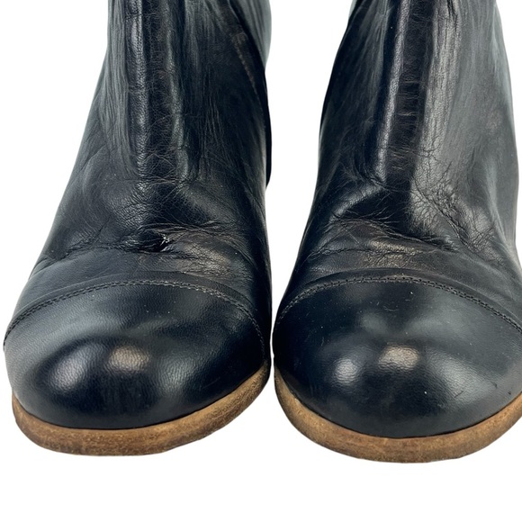 COCLICO Tone on Tone Cap Toe Heeled Leather Ankle Boots Women US 6.5 in Black - Picture 5 of 10